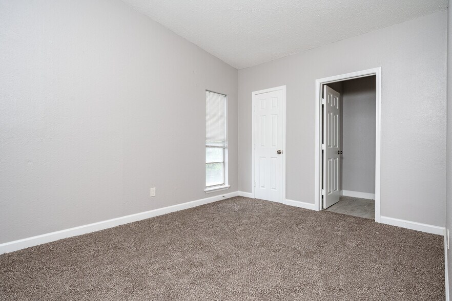 More Photos Of 10518 Heizer Dr, Corpus Christi Apartments For Sale