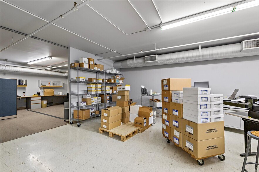 More Photos Of 21021 66th Ave W, Lynnwood Manufacturing For Sale