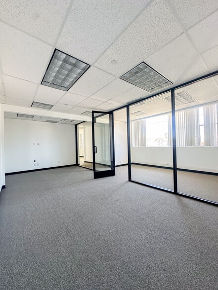 More Photos Of 11751 Mississippi, Los Angeles Office For Sale