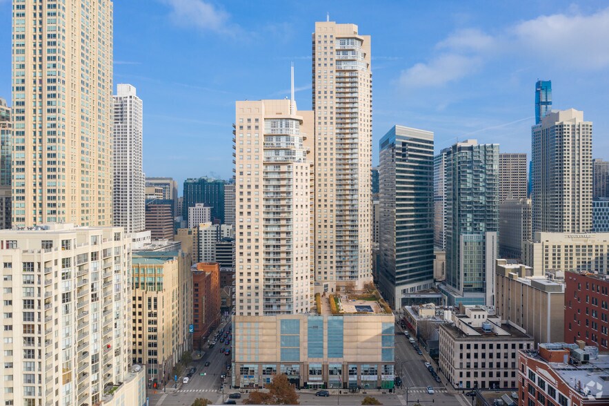 Primary Photo Of 540 N State St, Chicago Apartments For Lease