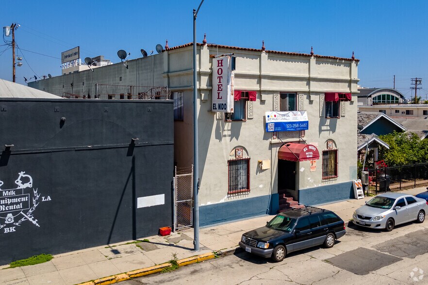 More Photos Of 1042 N Wilcox Ave, Los Angeles Hotel For Lease