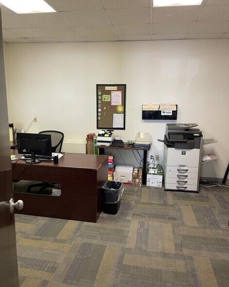 More Photos Of 6554 Florida Blvd, Baton Rouge Office For Lease