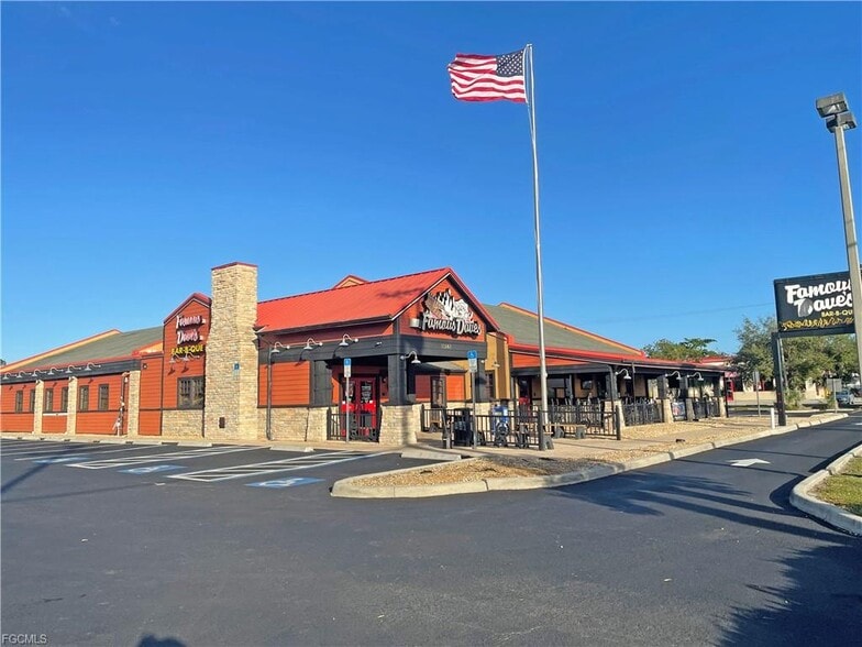 More Photos Of 12148 S Cleveland Ave, Fort Myers Restaurant For Sale