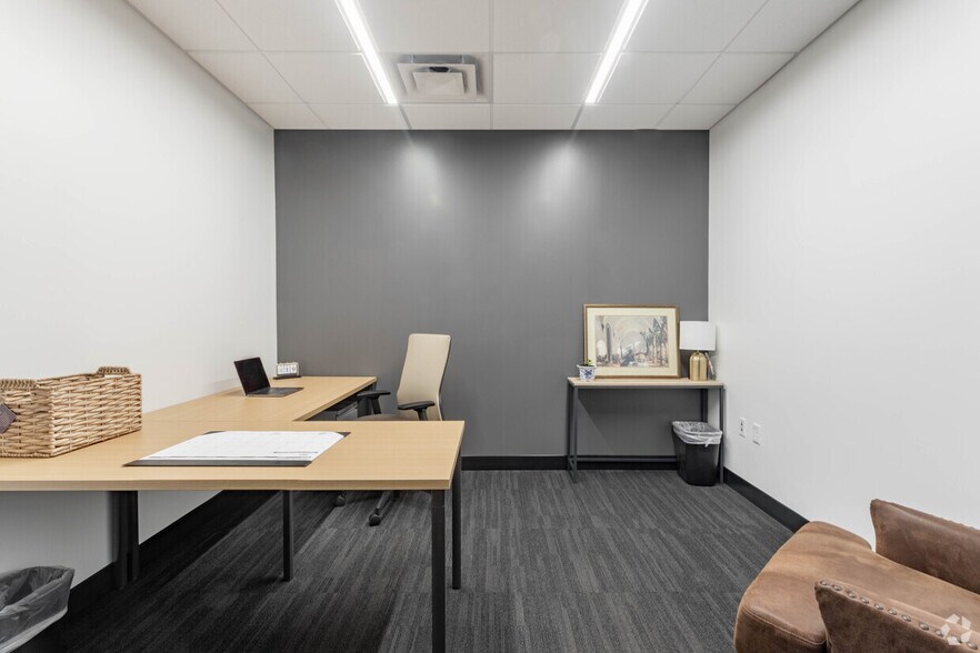 More Photos Of 1806 Summit Ave, Richmond Coworking Space