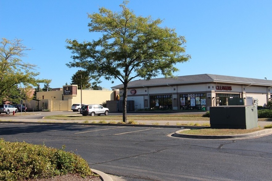 More Photos Of 1772 S Randall Rd, Geneva Unknown For Lease