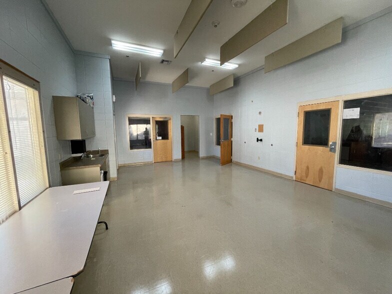 More Photos Of 841 Dunklin Bridge Rd, Fountain Inn Specialty For Sale