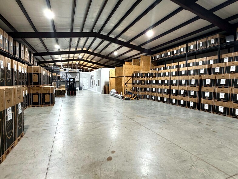 More Photos Of 4708 Lena Rd, Bradenton Warehouse For Sale