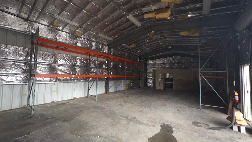 More Photos Of 500 Alakawa St, Honolulu Warehouse For Lease