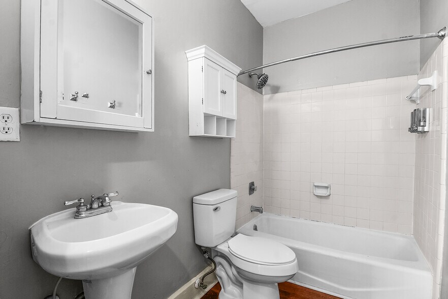 More Photos Of 301 E Henry St, Savannah Multifamily For Sale