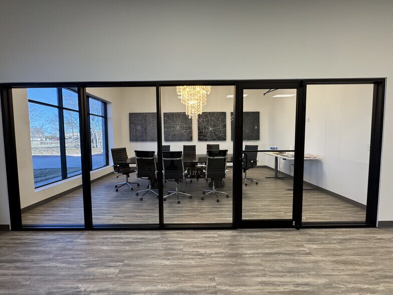 More Photos Of 263 Ranch Trail, Rockwall Flex For Lease