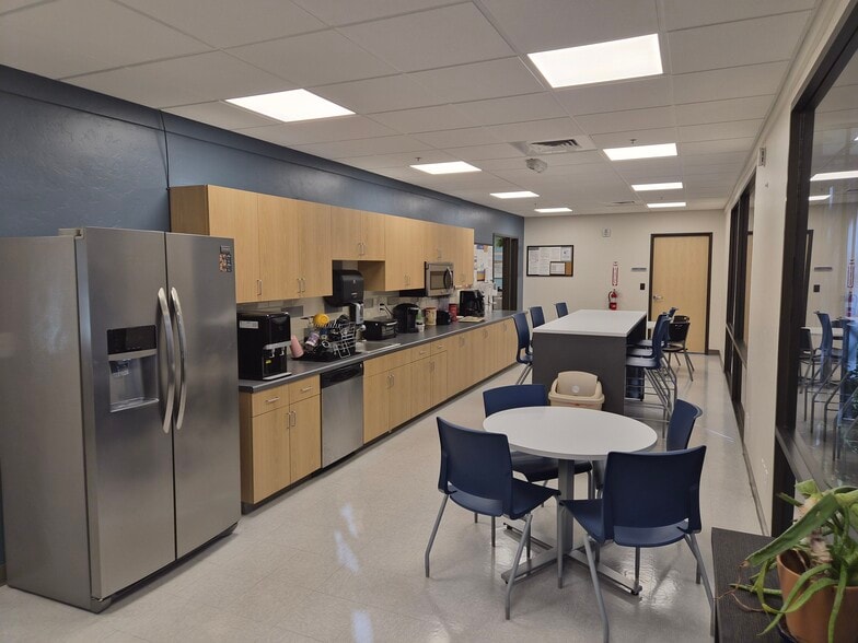 More Photos Of 3655 E 2nd St, Tucson Office For Sale