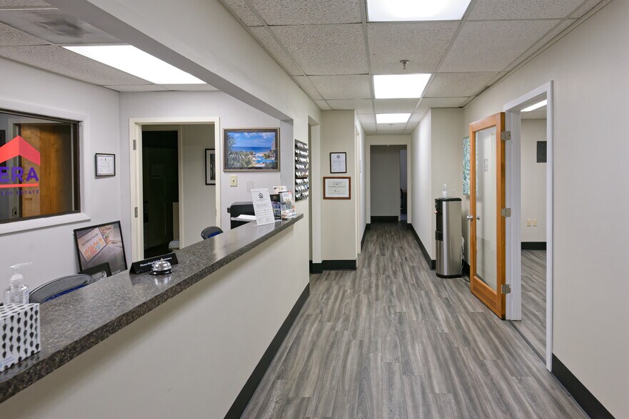 More Photos Of 29 E Mountain St, Worcester Office For Sale
