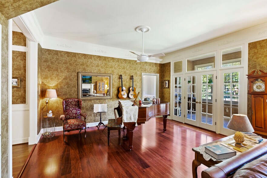 More Photos Of 3168 Stanyarne Dr, Charleston Multifamily For Sale