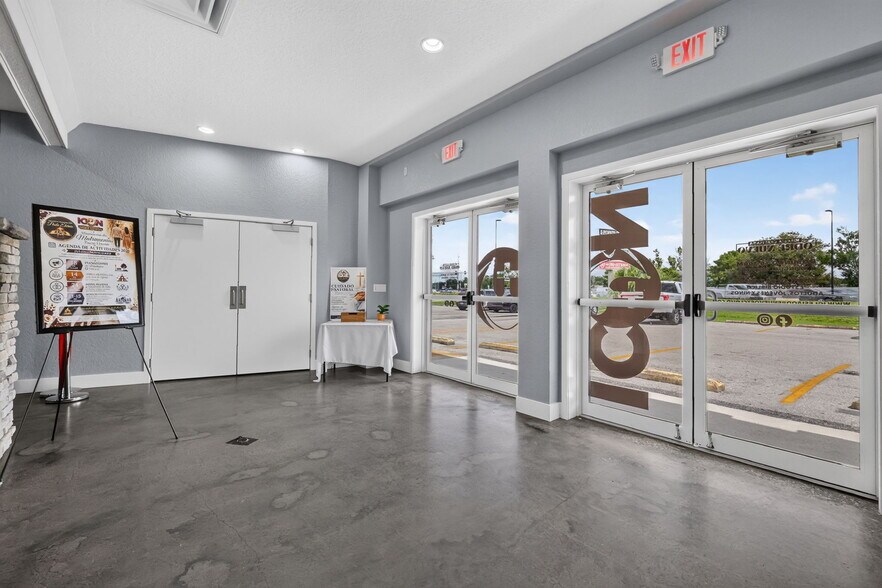 More Photos Of 3319 13th St, Saint Cloud Warehouse For Sale
