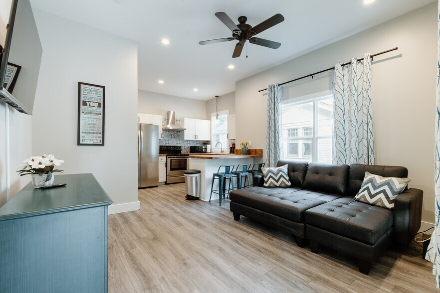 More Photos Of 616 S Converse St, Spartanburg Apartments For Sale