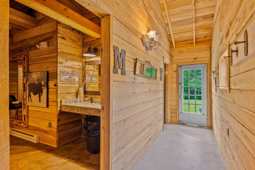 More Photos Of 6863 E Highway 80, Russell Springs Lodge Meeting Hall For Sale