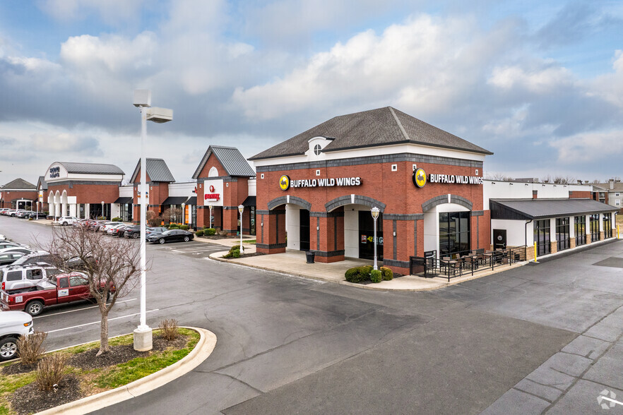 Primary Photo Of 900 E Battlefield St, Springfield General Retail For Lease