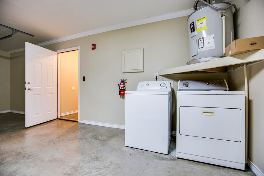 More Photos Of 350 W Avenue L, San Angelo Apartments For Sale