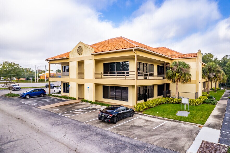 More Photos Of 1417 N Semoran Blvd, Orlando Office For Lease