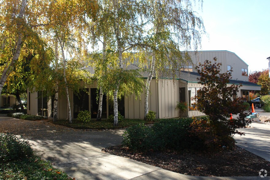 Primary Photo Of 317 Lennon Ln, Walnut Creek Medical For Lease