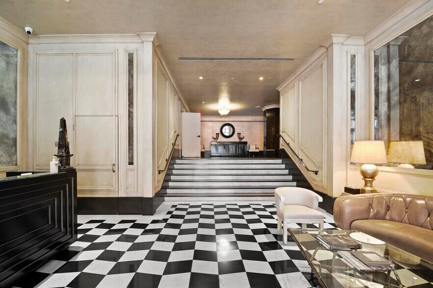 More Photos Of 1645 Vine St, Hollywood Loft Creative Space For Sale