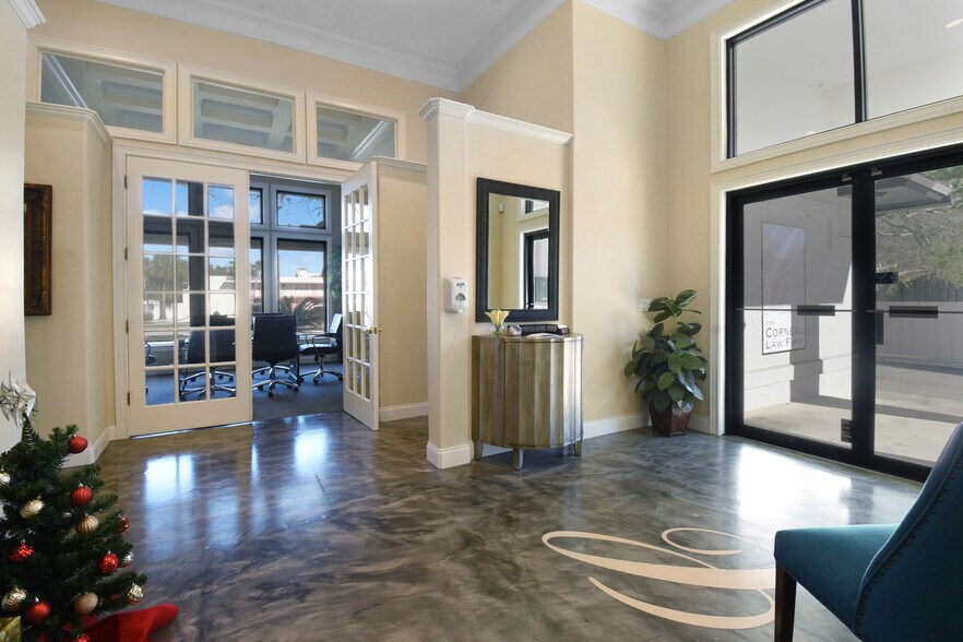 More Photos Of 509 Anastasia Blvd, Saint Augustine Loft Creative Space For Lease