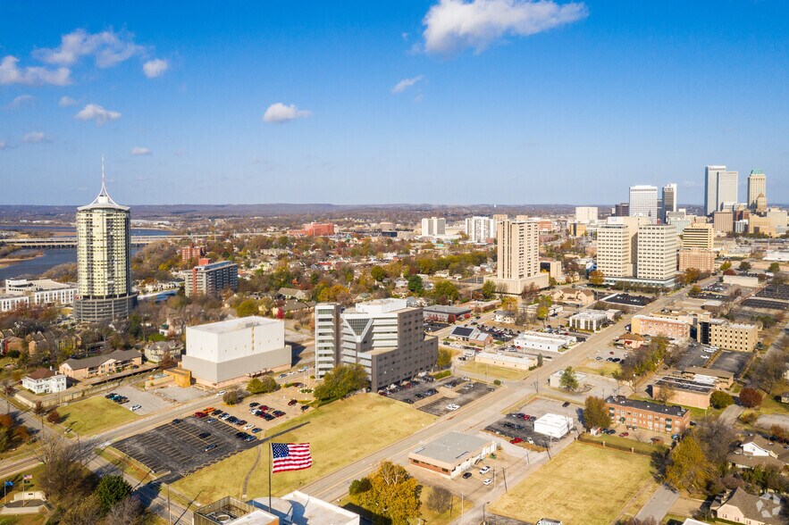 More Photos Of 1717 S Boulder Ave, Tulsa Office For Lease