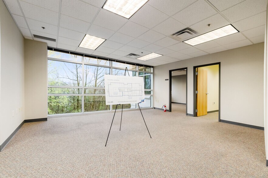 More Photos Of 8740 Orion Pl, Columbus Coworking Space