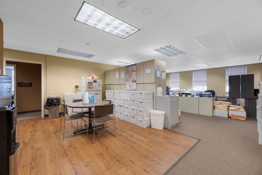 More Photos Of 70 Park Ave W, Mansfield Office For Sale