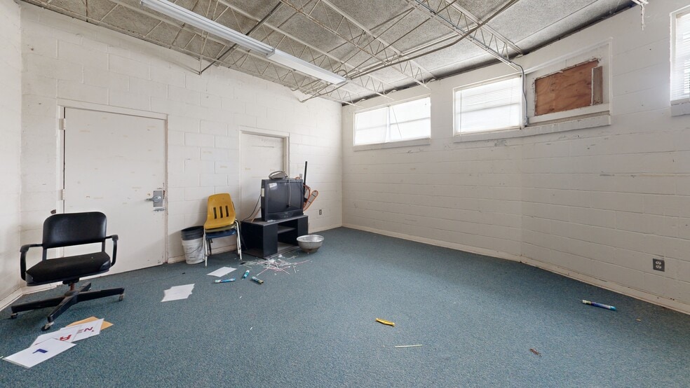 More Photos Of 20550 NE 42nd Pl, Williston Schools For Sale