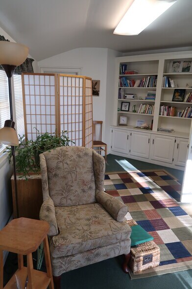 More Photos Of 74 Winthrop St, Augusta Office For Sale