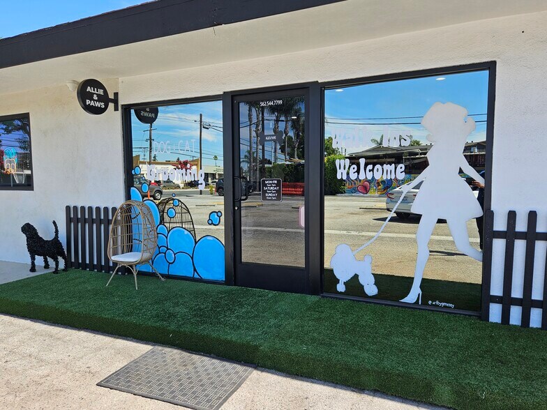 More Photos Of 12040 Paramount Blvd, Downey Storefront Retail Office For Sale