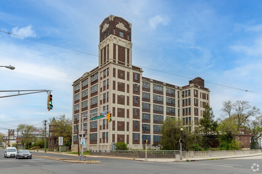 More Photos Of 576 E State St, Trenton Manufacturing For Sale
