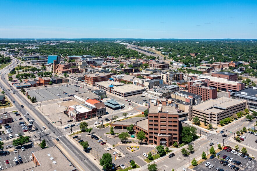 More Photos Of 400 1st St S, Saint Cloud Office For Lease