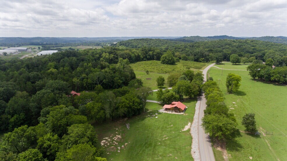 More Photos Of 177 Providence Rd, Fayetteville Specialty For Sale