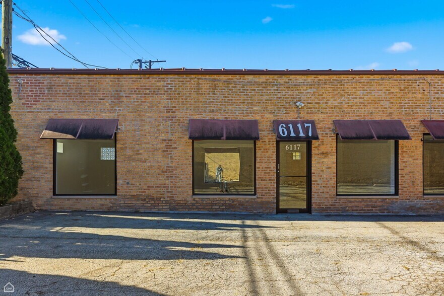 More Photos Of 6121 W Belmont Ave, Chicago Storefront Retail Residential For Sale