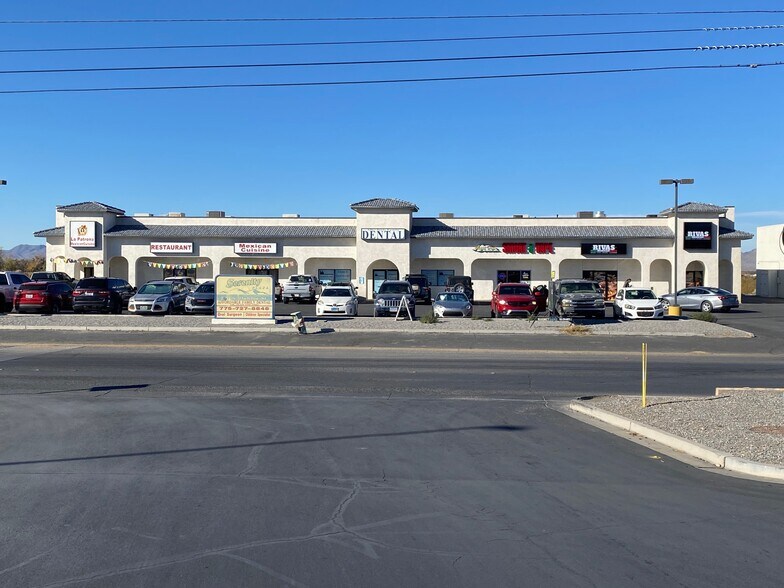 More Photos Of 270 S Dahlia St, Pahrump Storefront Retail Office For Sale