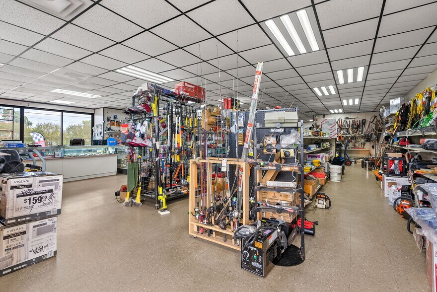 More Photos Of 1801 S Broad Ave, Lanett Auto Repair For Sale