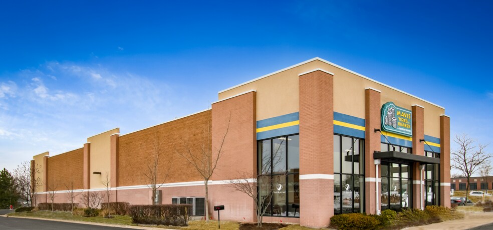 More Photos Of 3845 E Main St, St Charles Auto Repair For Sale