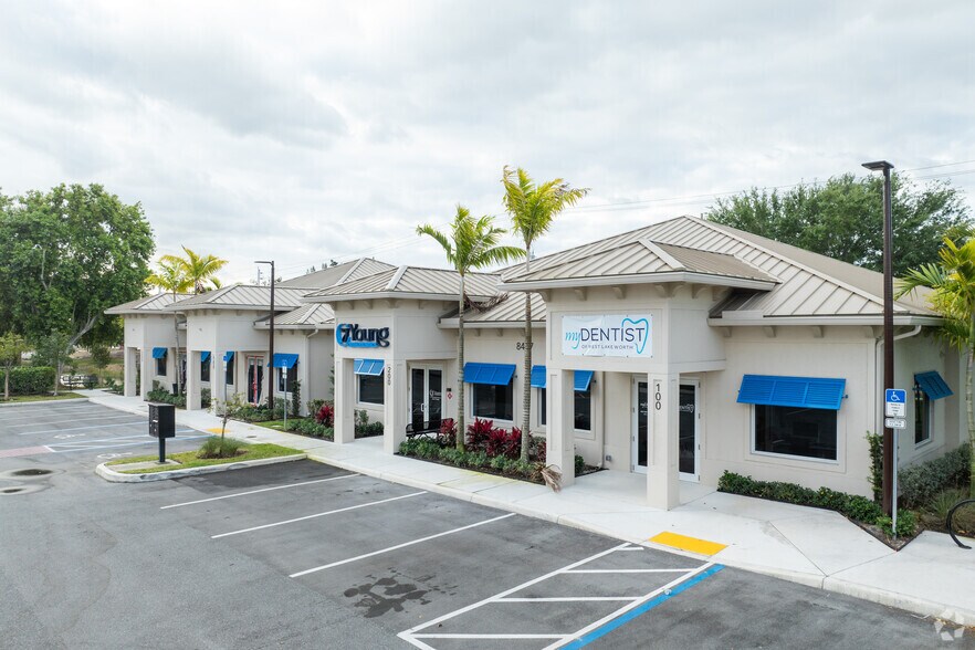 Primary Photo Of 8475 Lake Worth Rd, Lake Worth Medical For Sale
