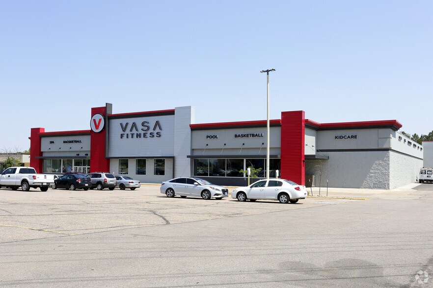 Primary Photo Of 425-445 & 455 E Cheyenne Mountain Blvd, Colorado Springs Unknown For Lease