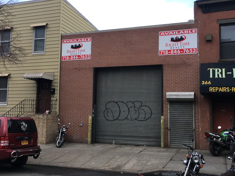 Primary Photo Of 368 Mcguinness Blvd, Brooklyn Warehouse For Lease