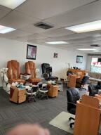 More Photos Of 1108 E Liberty St, Mexico General Retail For Sale