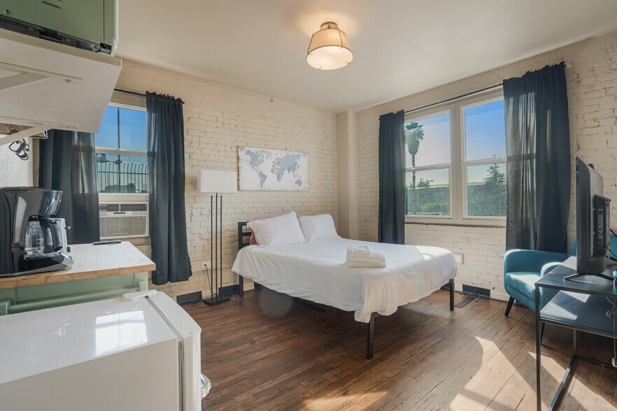 More Photos Of 2731 Beverly Blvd, Los Angeles Apartments For Sale