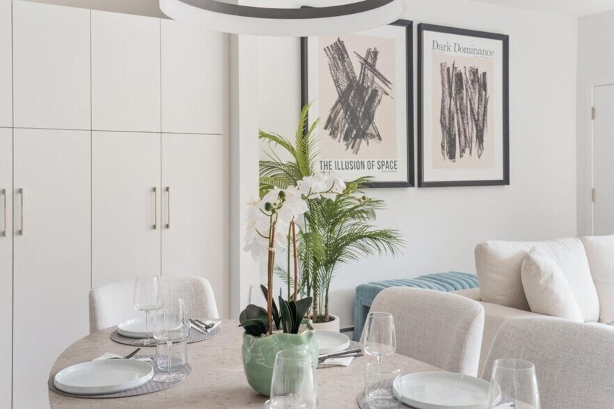 More Photos Of 13575 Rue Du Médoc, Mirabel Apartments For Sale