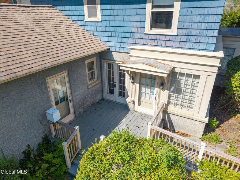 More Photos Of 1214 Union St, Schenectady Medical For Sale