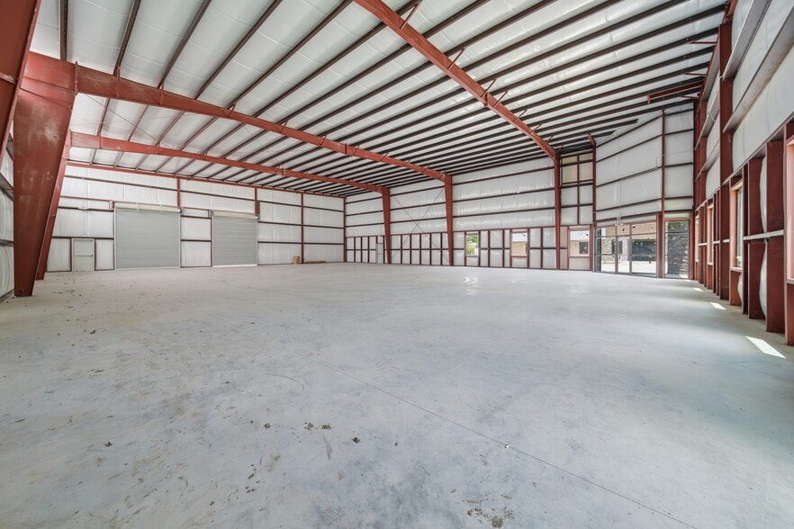 More Photos Of 13600 S Gessner Rd, Missouri City Warehouse For Sale