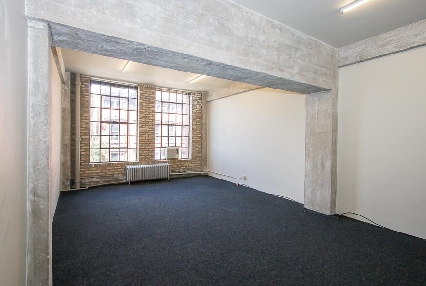 More Photos Of 1945 S Halsted St, Chicago Loft Creative Space For Lease