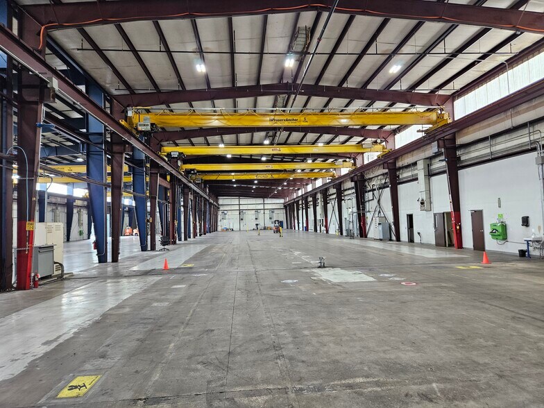 More Photos Of 1121 Buschong St, Houston Warehouse For Lease