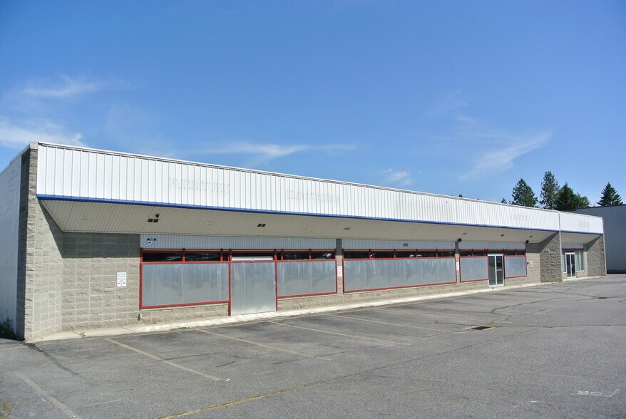 More Photos Of 3210 N Government Way, Coeur d'Alene Freestanding For Lease
